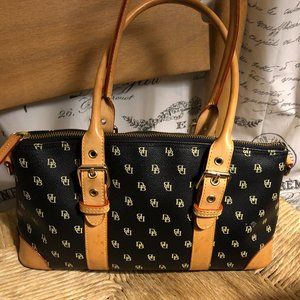 Dooney and Bourke purse